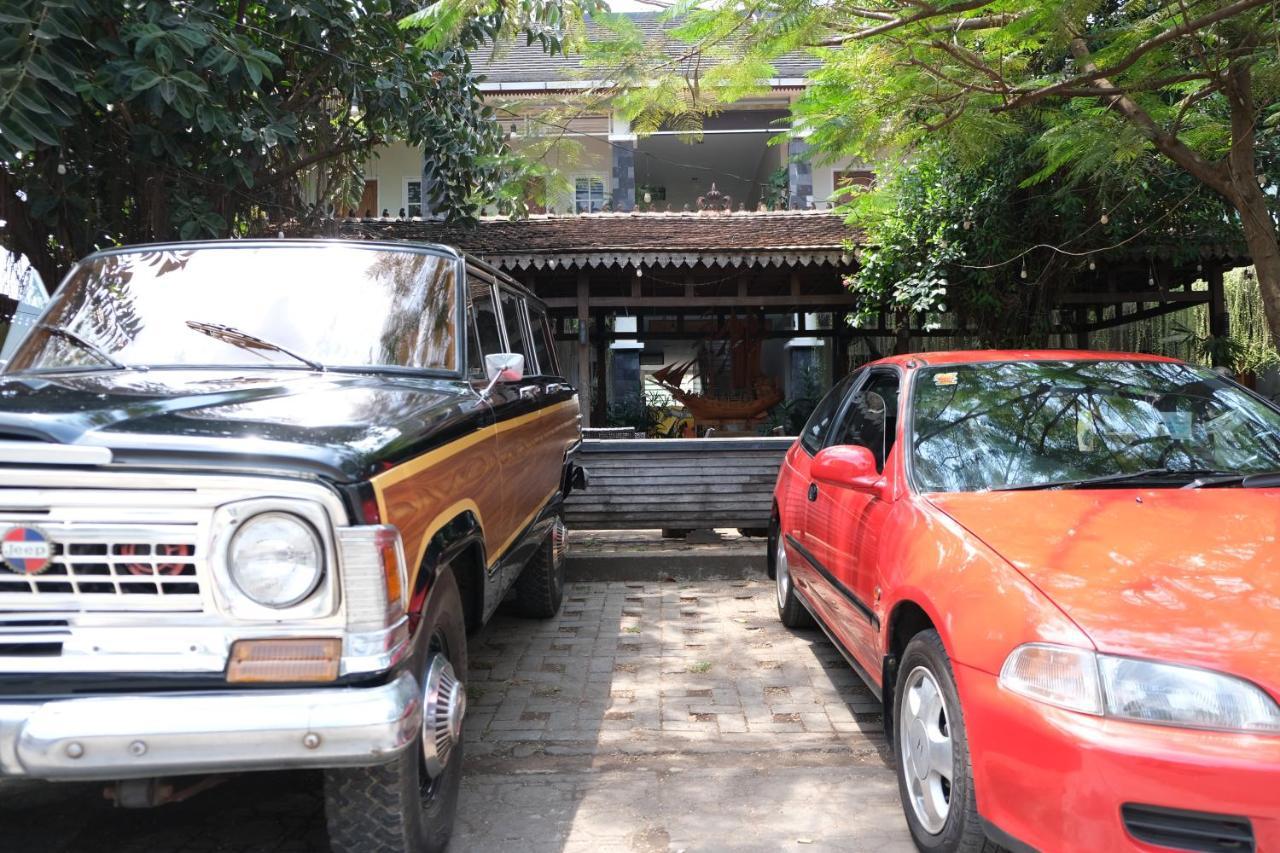 Nusantara Hotel Syariah Jepara Exterior foto