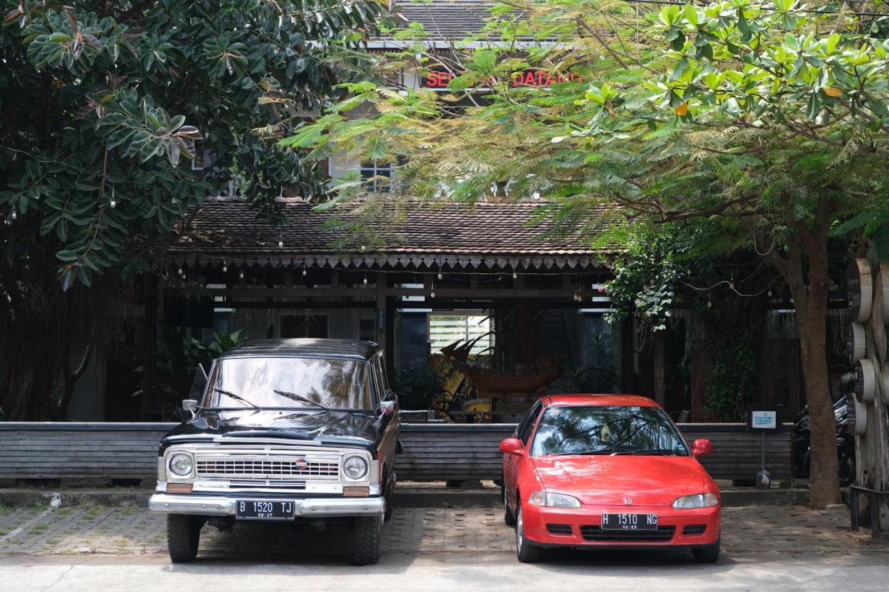 Nusantara Hotel Syariah Jepara Exterior foto